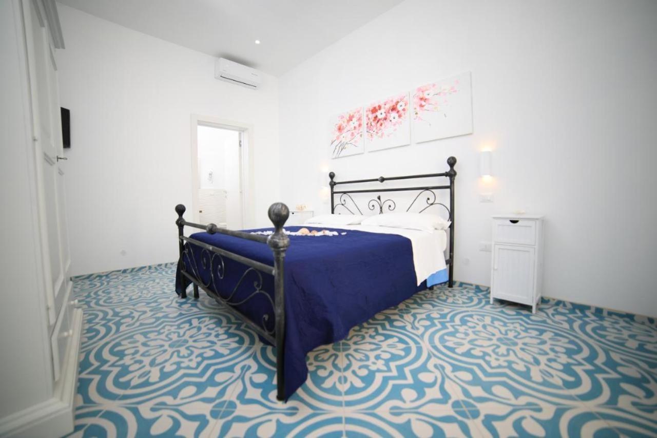 White Aurora Rooms Porto Cesareo Buitenkant foto