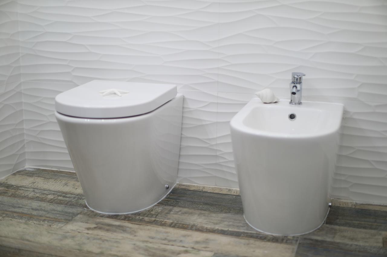 White Aurora Rooms Porto Cesareo Buitenkant foto