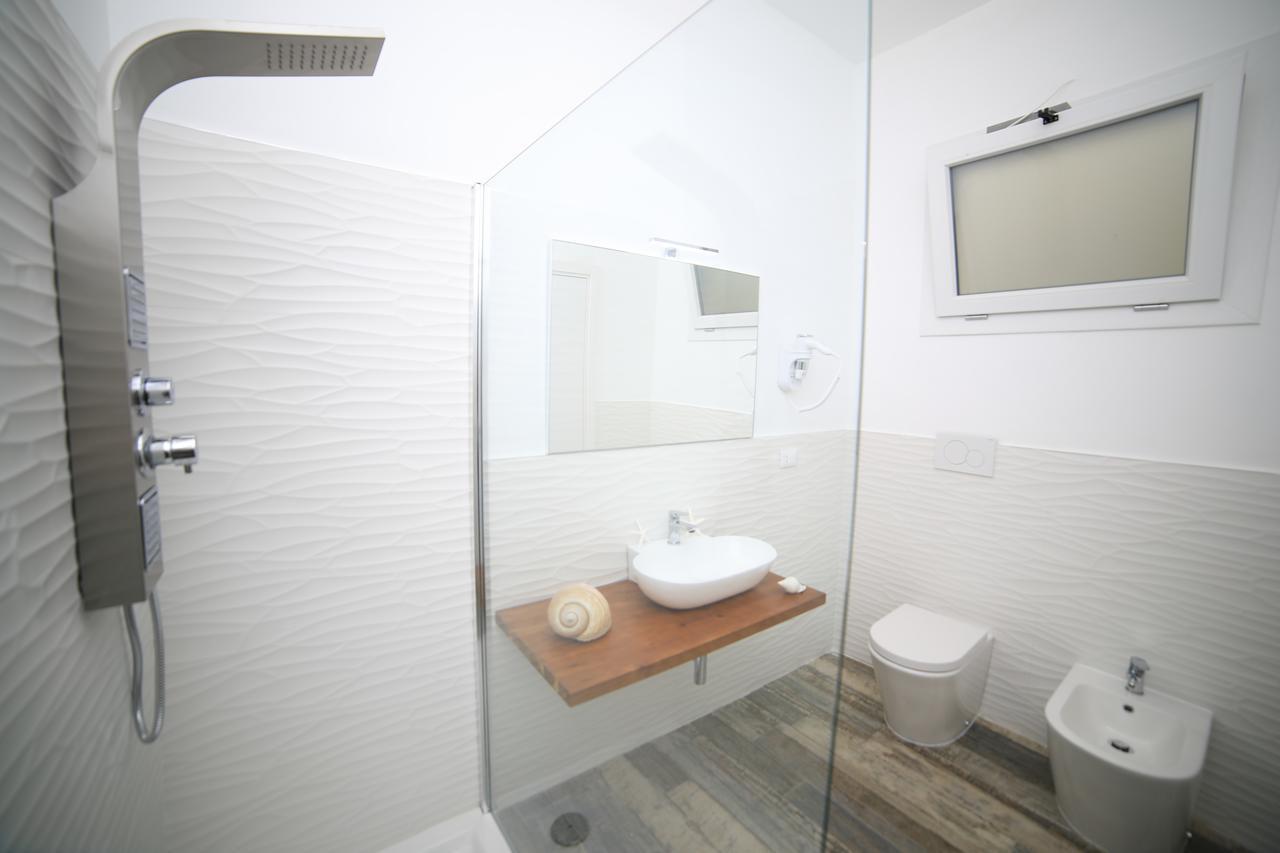 White Aurora Rooms Porto Cesareo Buitenkant foto